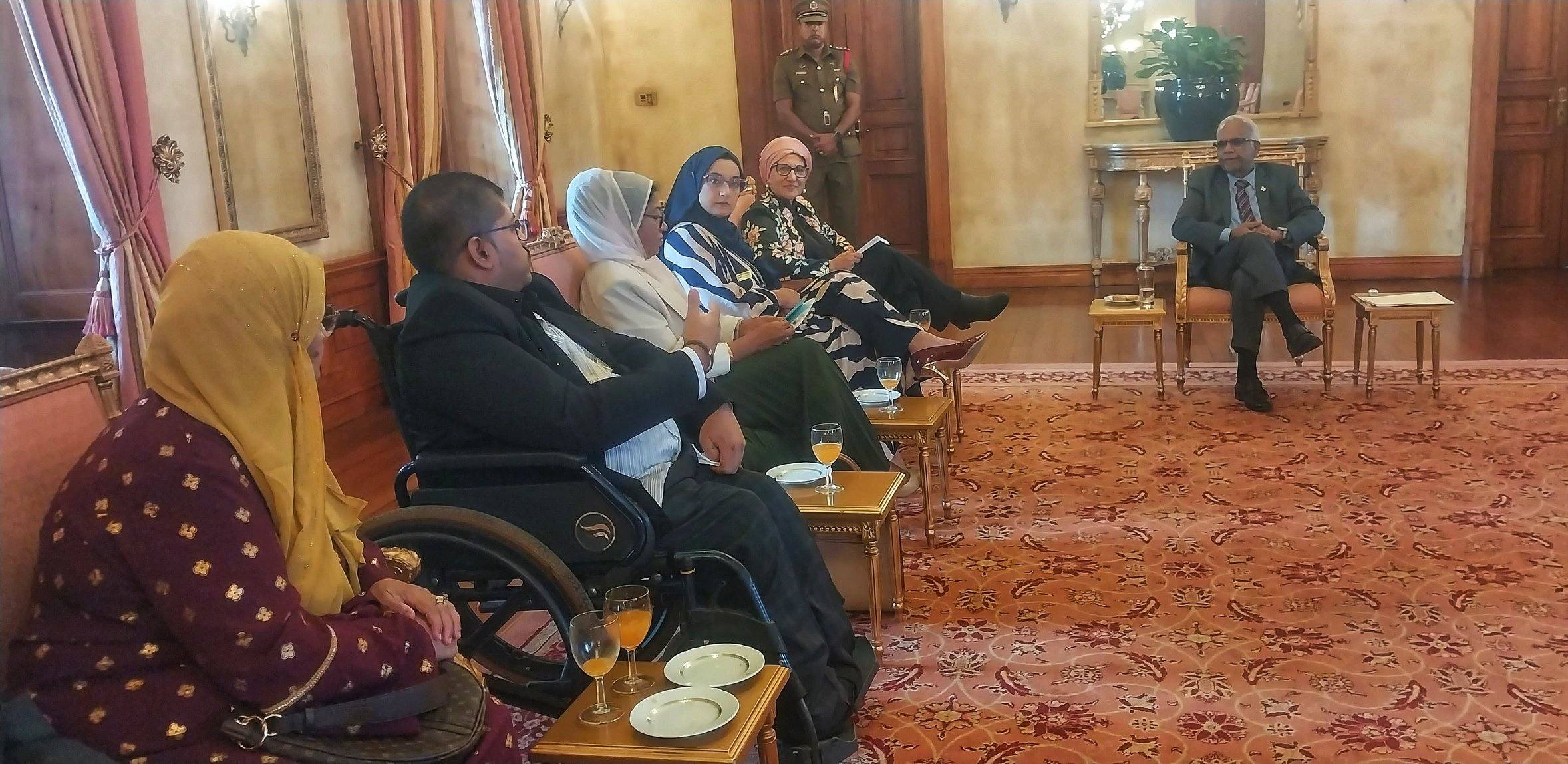 His Excellency Dharambeer Gokhool President of the Republic of Mauritius welcome two amazing and inspiring youngsters to the State House