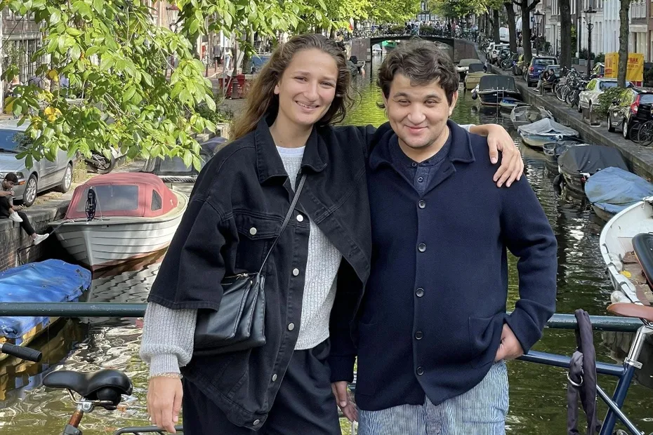 “C’est devenu une affaire de famille” : face au handicap, frères et sœurs pris dans le courant, jusqu’à s’y impliquer pleinement