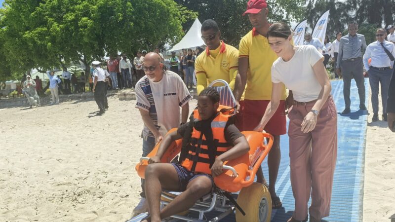 Public Beach: Floating wheelchair to ease access to special needs children