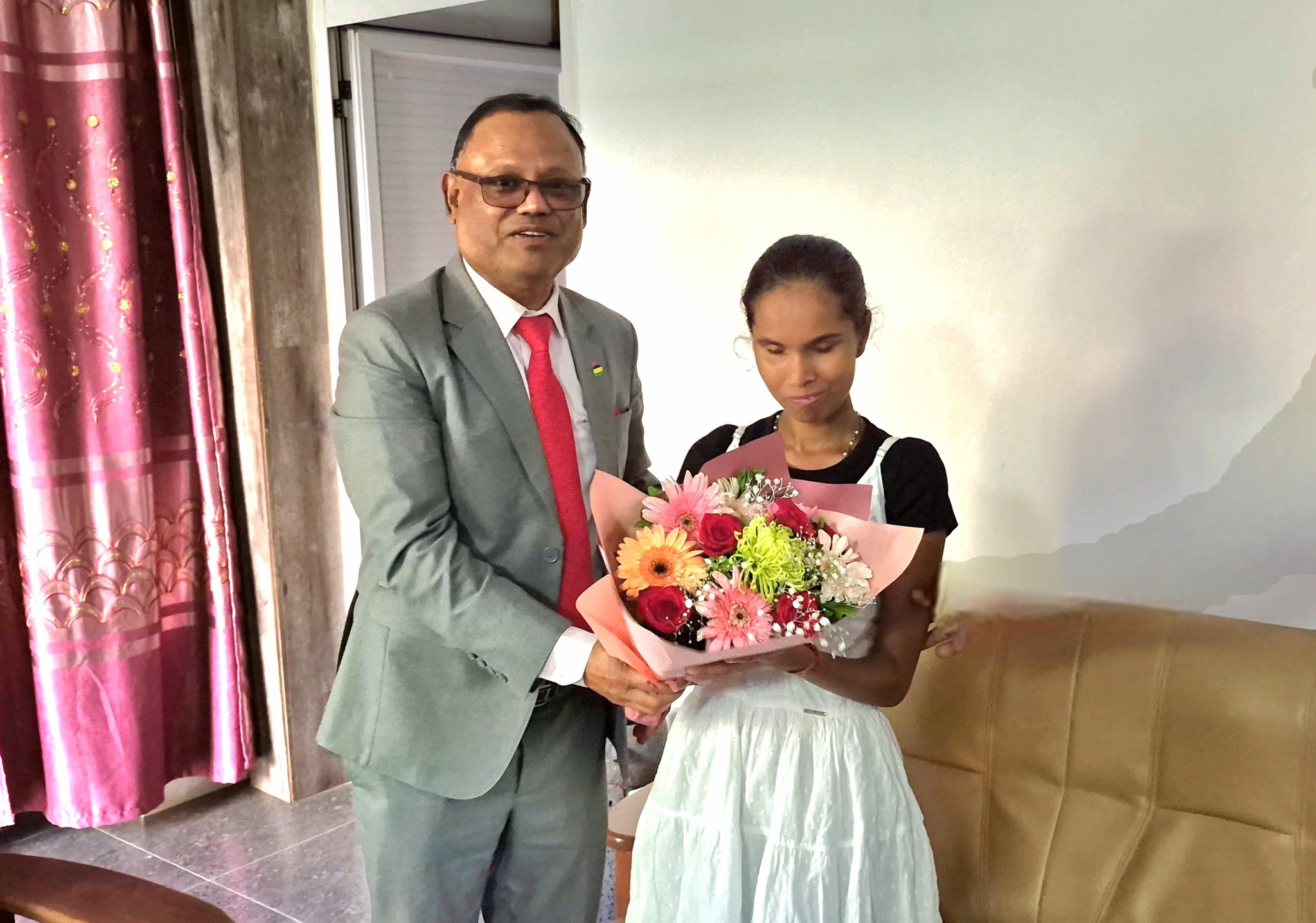 Minister Mahend Gungapersad commends Preety’s courage and success